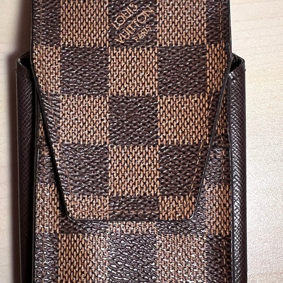 Louis Vuitton EUC Damier Ebene Cigarette Case! Out of stock online and in stores - Picture 9 of 10